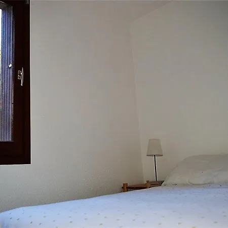 Apartment 2 Pieces Sud Avec Jardin, Balcon & Proche Coeur De Station - Fr-1-580-29 *